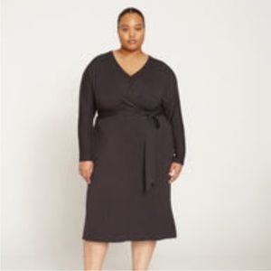 NWT Universal Standard popover tie front faux wrap dress M 18-20 Black